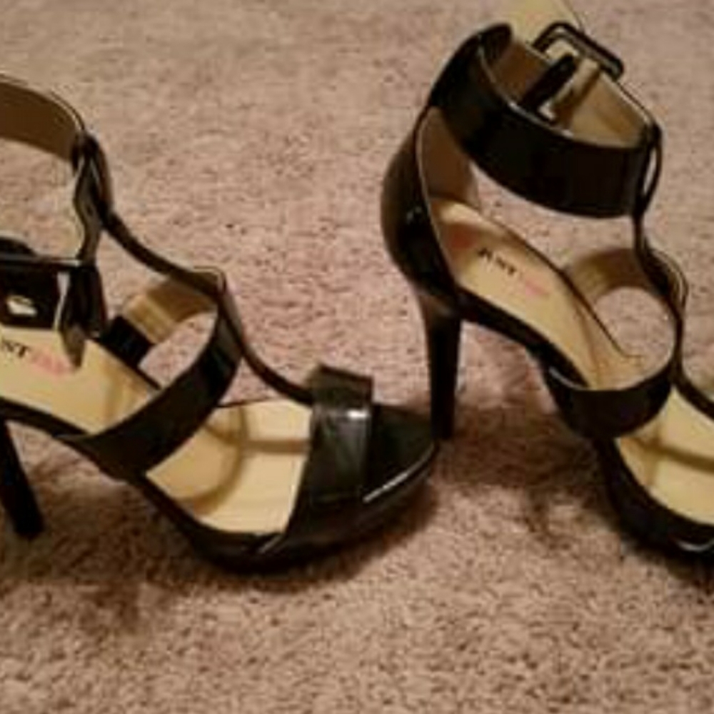 Black heels